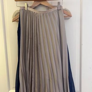 Brand New Zara skirts